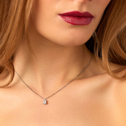 pendentifs-joaillerie-<br>-a-composer-avec-un-diamant-sur-mesure-7